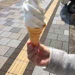 とらや菓舗 - ソフトクリーム（210円）