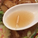 麺工房 ジロー - スープ アップ