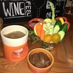 ワイン酒場。LONGING HOUSE 軽井沢 - バーニャカウダ