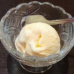 アジアン ダイニング アンド バー エベレスト - Asian Dining & Bar EVEREST ＠本蓮沼 特別サービスで頂いたアイスクリーム