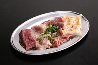 h Oosaka Yakiniku Horumon Futago - 