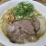 鶏麺亭 - 海老辛鶏白湯ラーメン　大盛