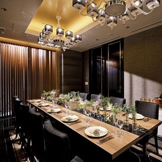 【4〜10名様】ご接待や会食、結納、顔合わせなどプライベートなお食事に最適な個室