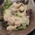 ゆむゆむ - 海老とアボガドのマヨわさサラダ300円