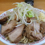 ラーメン二郎 - 小豚\900