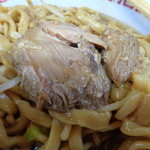 ラーメン二郎 - ゴロゴロ豚さん