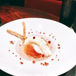 LE CAFE de Joel Robuchon - 季節限定
                      ピーチメルバ