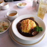 レストラン どみぐら亭 - ビーフシチューオムライス　1280円