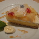 リストランテ アントン - 桃のタルト