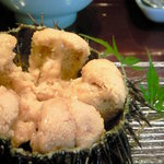 亀喜寿司 - ガゼウニ (殻付ムラサキウニ)