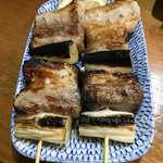 鳥こう - 豚バラ。焦げも許しちゃう