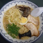 とんこつラーメン（＋白髪ネギ･きくらげ）2018.6