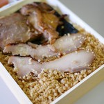 たかべん - 鶏めし弁当　900円