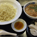 Raamen Kagetsu Arashi - 豚そばつけ麺800円と水餃子サービス