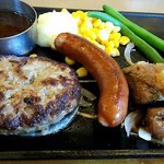 ヴィクトリアステーション - ハンバーグとソーセージとおろしステーキ