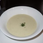 グリル マツモト - ランチに付くスープ、本日は「ネギのポタージュ」
