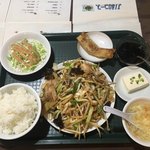 中国料理 楓林 - 肉野菜炒め定食650円