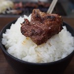 焼肉 味楽 - 料理写真:ハラミ オンザライス
