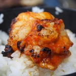 焼肉 味楽 - テッチャン オンザライス