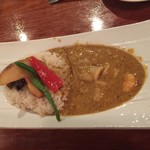 ラオパサ - シーフードカレー