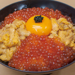 海の卵かけ丼