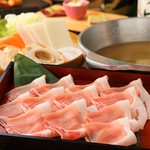 [Lunch only] Matsusaka pork shabu shabu shabu gozen