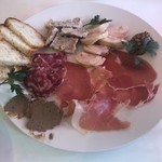 101アンゼロアン - おつまみプレート。