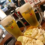 下町の空 - 生ビール¥480(外税)と塩ダレキャベツ¥380(外税)