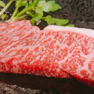 Please enjoy the "Izu beef" that the owner has fallen in love with with Steak.