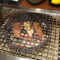 熟成ホルモン・山形牛 炭火焼肉 牛語 - 