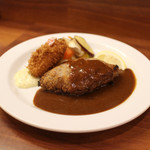 キッチン ノム - ハンバーグ ＆ 蟹クリームコロッケ☆