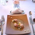 横浜モノリス - 