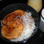 綱取物語 - チャーシュー丼　小結