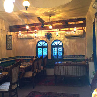 女子の隠れ家♪地中海の香りが溢れるおしゃれな店内