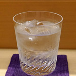 日本橋蛎殻町 すぎた - 蔵の師魂　かめ壺貯蔵　芋焼酎のロック