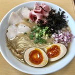 麺屋 しん蔵 - 煮干しの叫び 800円 味玉 100円