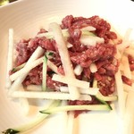 神話フードビレッジ - ユッケ