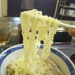 手打ちラーメン 森清 - 初リフトアップ撮影！一人だとムズい！手打ち麺は冷やしでもイケるはず