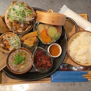 はらぺこ飯店_0