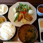 ACARICAFE - フライ定食