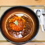 おむらいす亭 - 牛すじデミグラスオムライス