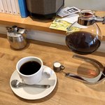 喫茶ハレの日 - サイフォン出の提供2杯半分ある