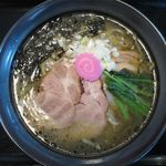 白石中華食堂 BOO - 塩ラーメンのアップ