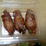 キッチン飯野屋 - ゴボウと人参の肉巻き