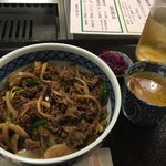 やきにく なり田屋 - ランチの焼肉丼