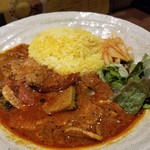 SPICY CURRY 魯珈 - ゴーヤと豚バラの薬膳カレー
