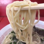 長崎屋 - モチモチした中麩麺