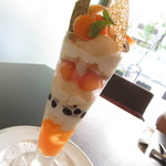 ノーザンテラスダイナー - ８月限定　新篠津産ルピアレッドメロンのパフェ　１８００円（税込）【２０１８年８月】