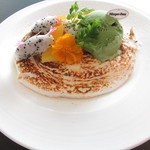 ノーザンテラスダイナー - ８月限定　トロピカルフルーツとかき氷のフルーツグラタン　１２００円（税込）【２０１８年８月】