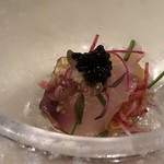 星期菜 白金 - ＊ピーナッツオイル、花山椒等で調味されているのですが、美味しい。 上にはフランス産キャビアが・・